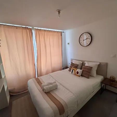 فندق مبيت وإفطار Louis Ricard 3*